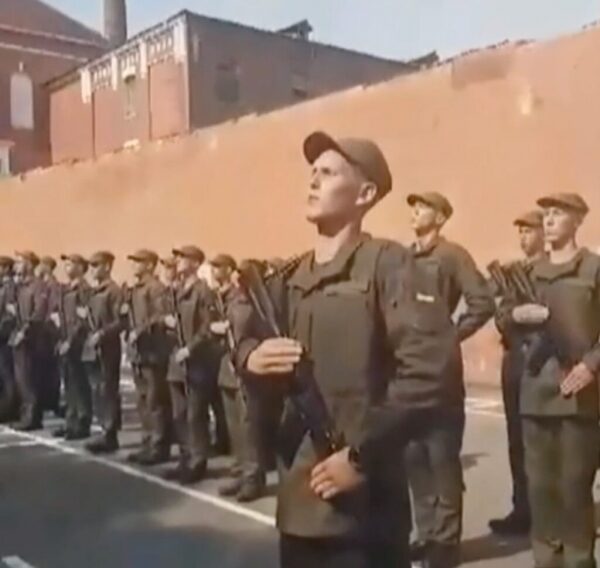 Стрельба в Днепре: родители рассказали о череде суицидов в воинской части Стрельба в Днепре: родители рассказали о череде суицидов в воинской части