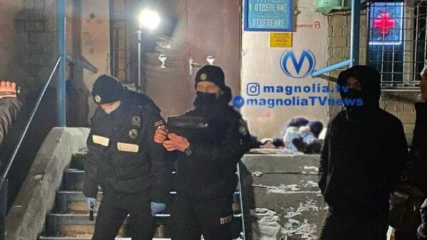 В Киеве на крыльце больницы застрелился мужчина В Киеве на крыльце больницы застрелился мужчина