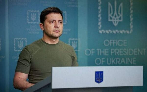 Зеленский впервые озвучил потери украинской армии Зеленский впервые озвучил потери украинской армии