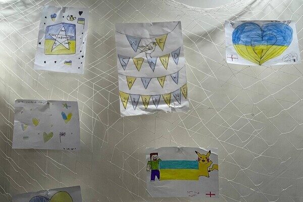 В Одессе открылась трогательная выставка детских рисунков в поддержку Украины В Одессе открылась трогательная выставка детских рисунков в поддержку Украины