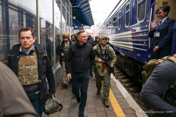 В Киев прибыли лидеры Польши и стран Балтии В Киев прибыли лидеры Польши и стран Балтии
