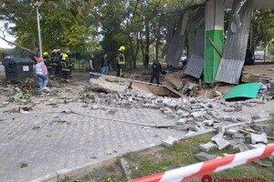 В Одессе на заправке произошел взрыв: под завалами ищут человека В Одессе на заправке произошел взрыв: под завалами ищут человека