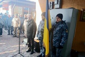 В Одессе открыли мемориальную доску погибшему защитнику Украины В Одессе открыли мемориальную доску погибшему защитнику Украины