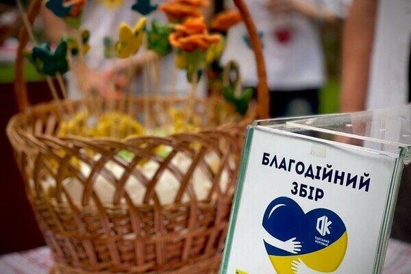 Борщ с бычками у библиотеки и концерт в Горсаду: как одесситы отмечали День независимости Борщ с бычками у библиотеки и концерт в Горсаду: как одесситы отмечали День независимости