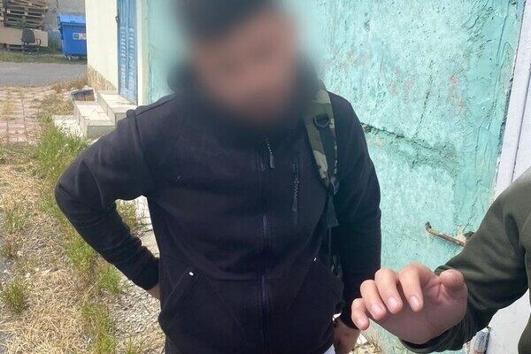 СБУ "накрыли" масштабный наркотрафик иранского героина через Одессу в ЕС СБУ "накрыли" масштабный наркотрафик иранского героина через Одессу в ЕС