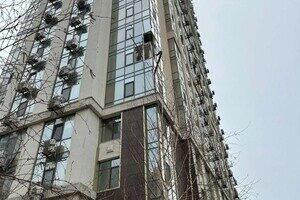 Атака Одессы: обломки ракеты повредили недострой, пострадали несколько высоток