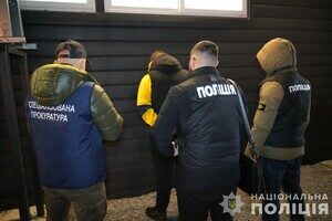 Обещали отсрочку от мобилизации: под Одессой поймали двух работников ТЦК Обещали отсрочку от мобилизации: под Одессой поймали двух работников ТЦК