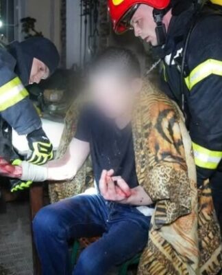 В Приморском районе Одессы горела квартира: пострадал мужчина