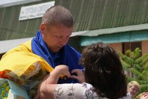 На Одесчину после почти двух лет плена вернулся защитник Украины На Одесчину после почти двух лет плена вернулся защитник Украины