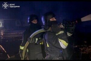 Ночной удар по югу Одесчины: есть повреждение депо и пострадавший (обновлено) Ночной удар по югу Одесчины: есть повреждение депо и пострадавший (обновлено)