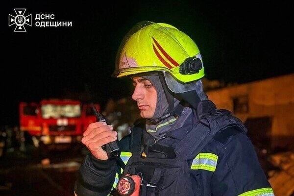 Ночной удар по югу Одесчины: есть повреждение депо и пострадавший (обновлено) Ночной удар по югу Одесчины: есть повреждение депо и пострадавший (обновлено)