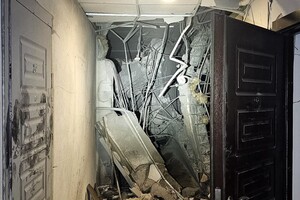 РФ нанесла удар по многоэтажке в Одесском районе: пострадал мужчина РФ нанесла удар по многоэтажке в Одесском районе: пострадал мужчина