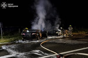 В Одесском районе после ДТП горели автомобили: погиб человек, есть пострадавшие В Одесском районе после ДТП горели автомобили: погиб человек, есть пострадавшие