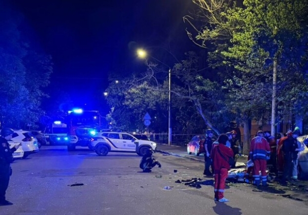 В Приморском районе Одессы взорвался автомобиль: пострадали люди В Приморском районе Одессы взорвался автомобиль: пострадали люди