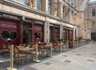 В Одессе после скандала прекращает работу KVITKOVA.Passage
