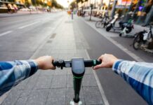 В Украине планируют конфисковывать электросамокаты за нарушение ПДД: о чем новый законопроект