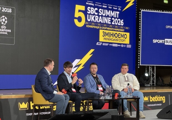 Александр Шовковский: &laquo;Современные игроки еще матч не закончили, а уже смотрят лайки&raquo;