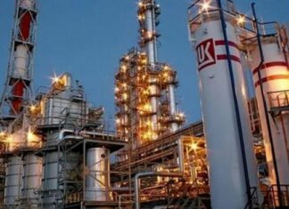 Українські дрони попрацювали: у росії зупинився ще один потужний НПЗ